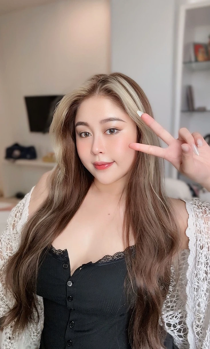 Huỳnh thái ngọc huyền 8
