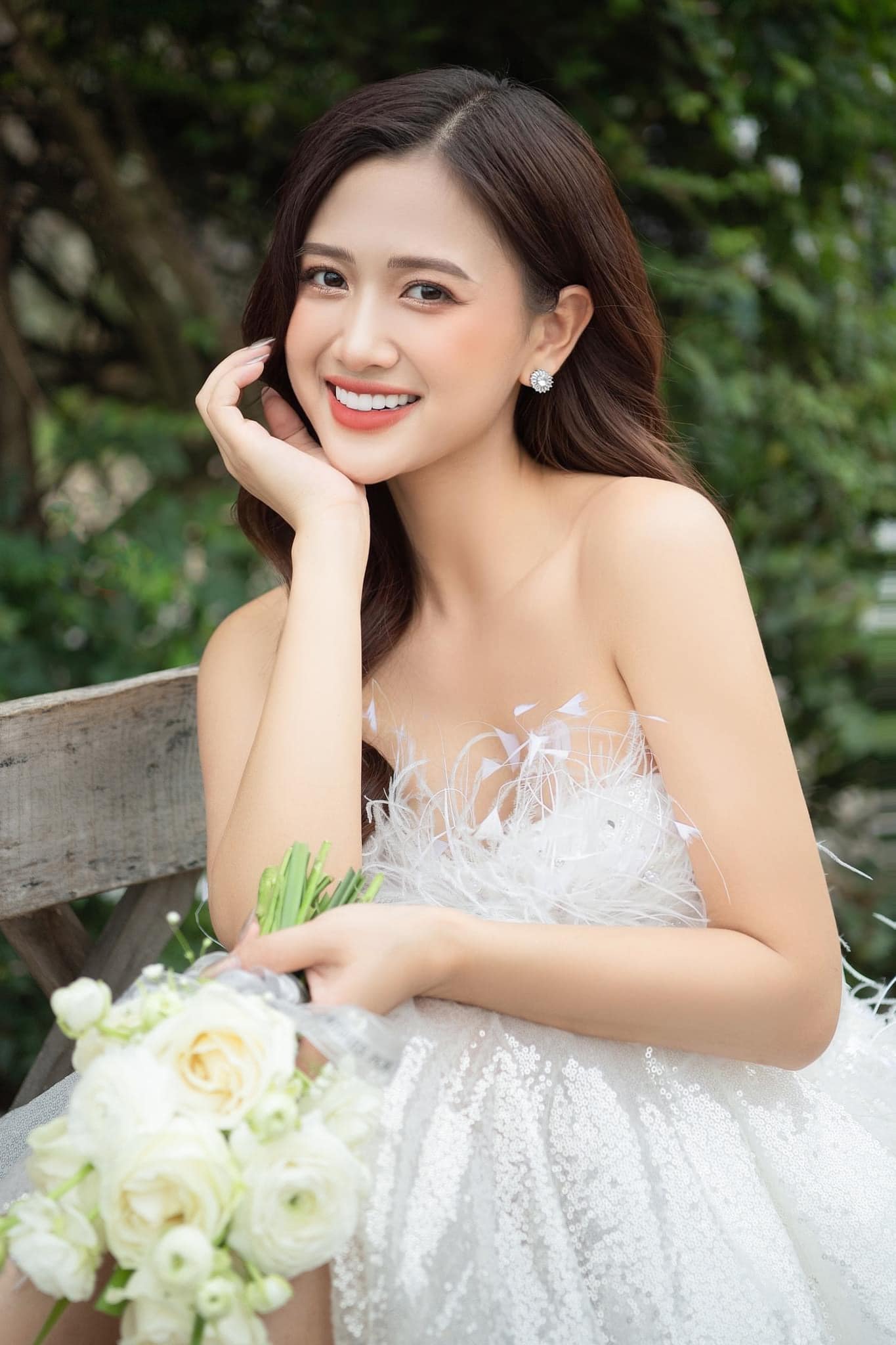 Hương thu bùi 8